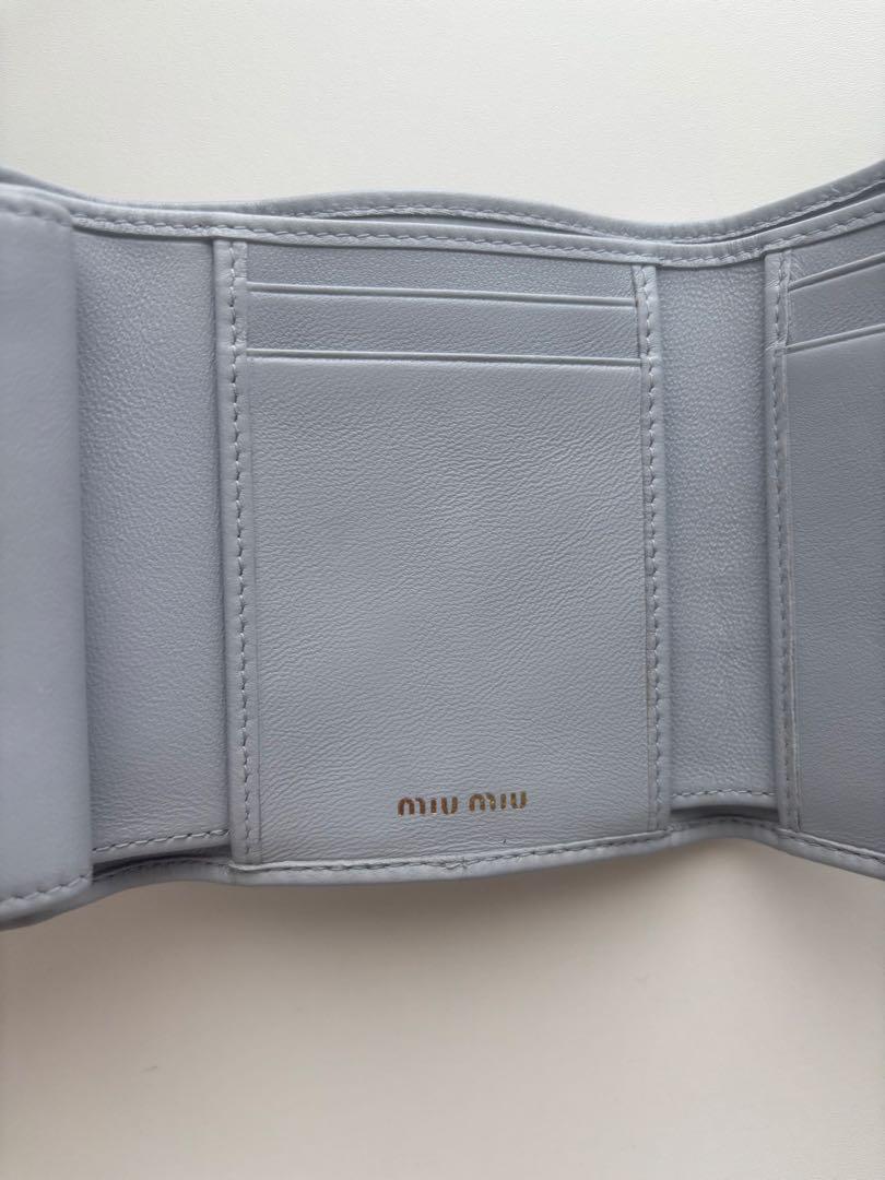 MIU MIU 三つ折り財布 ライトブルー