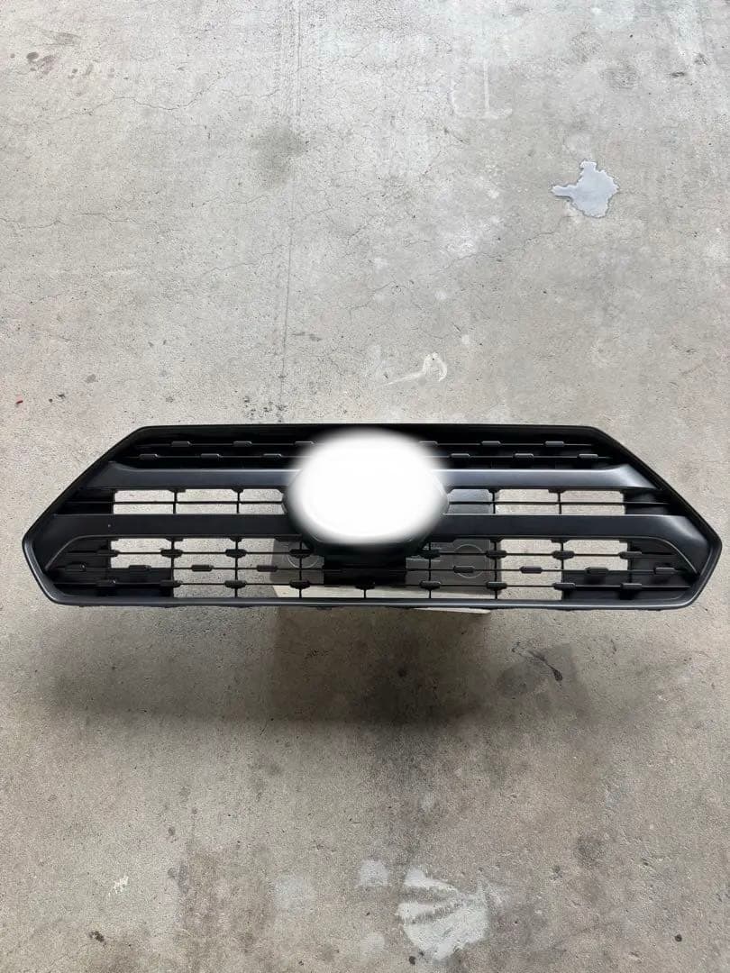 トヨタ RAV4 アドベンチャー純正　フロントグリル ブラックメッシュ