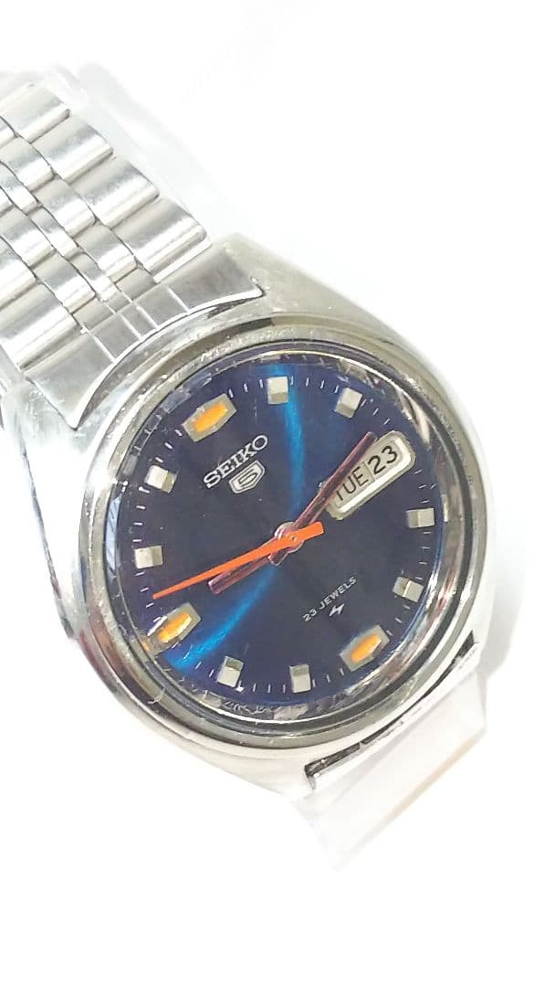 SEIKOファイブ5 濃紺の文字盤