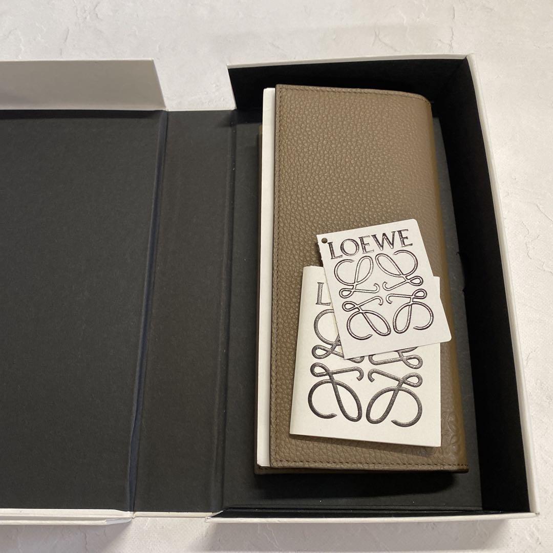 LOEWE 長財布