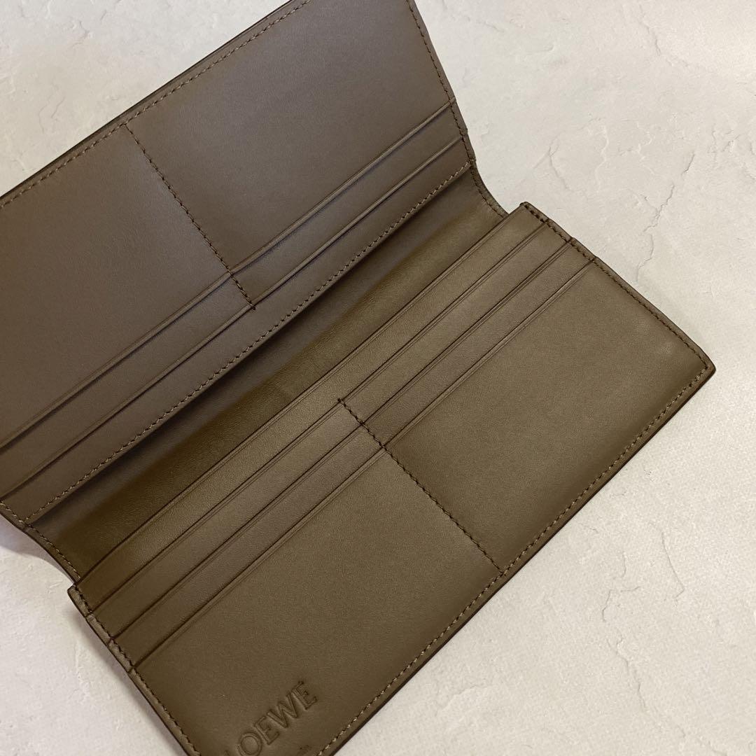 LOEWE 長財布