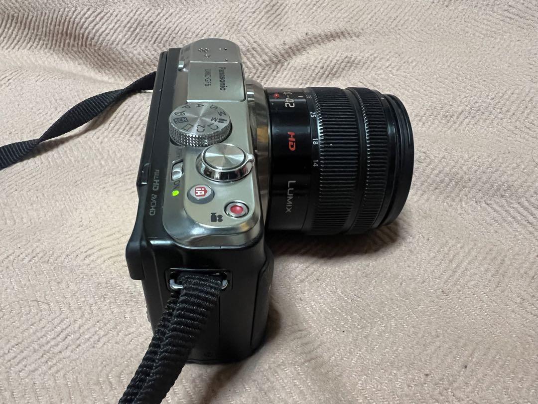 Panasonic LUMIX DMC-GF6 ダブルレンズキット　ミラーレス