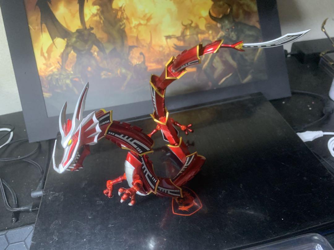 S.H.フィギアーツ 仮面ライダー龍騎&ドラグレッダーセットフィギュア