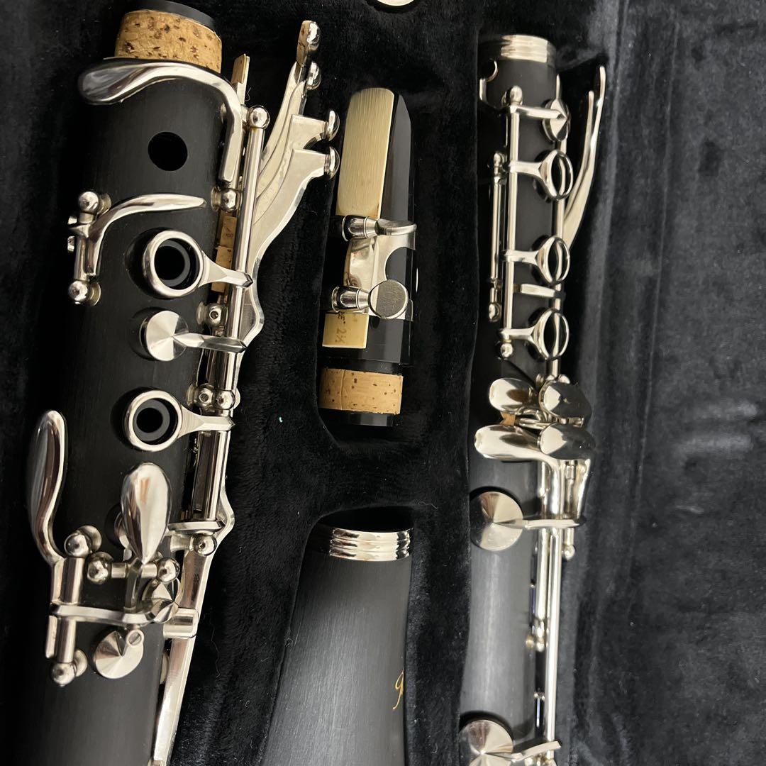 注目 美品・Klarinetten クラリネット本体 ケース付き 管楽器・吹奏楽器
