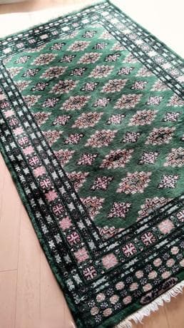 ペルシャ絨毯 緑 約195x125cm目立った傷や汚れなし