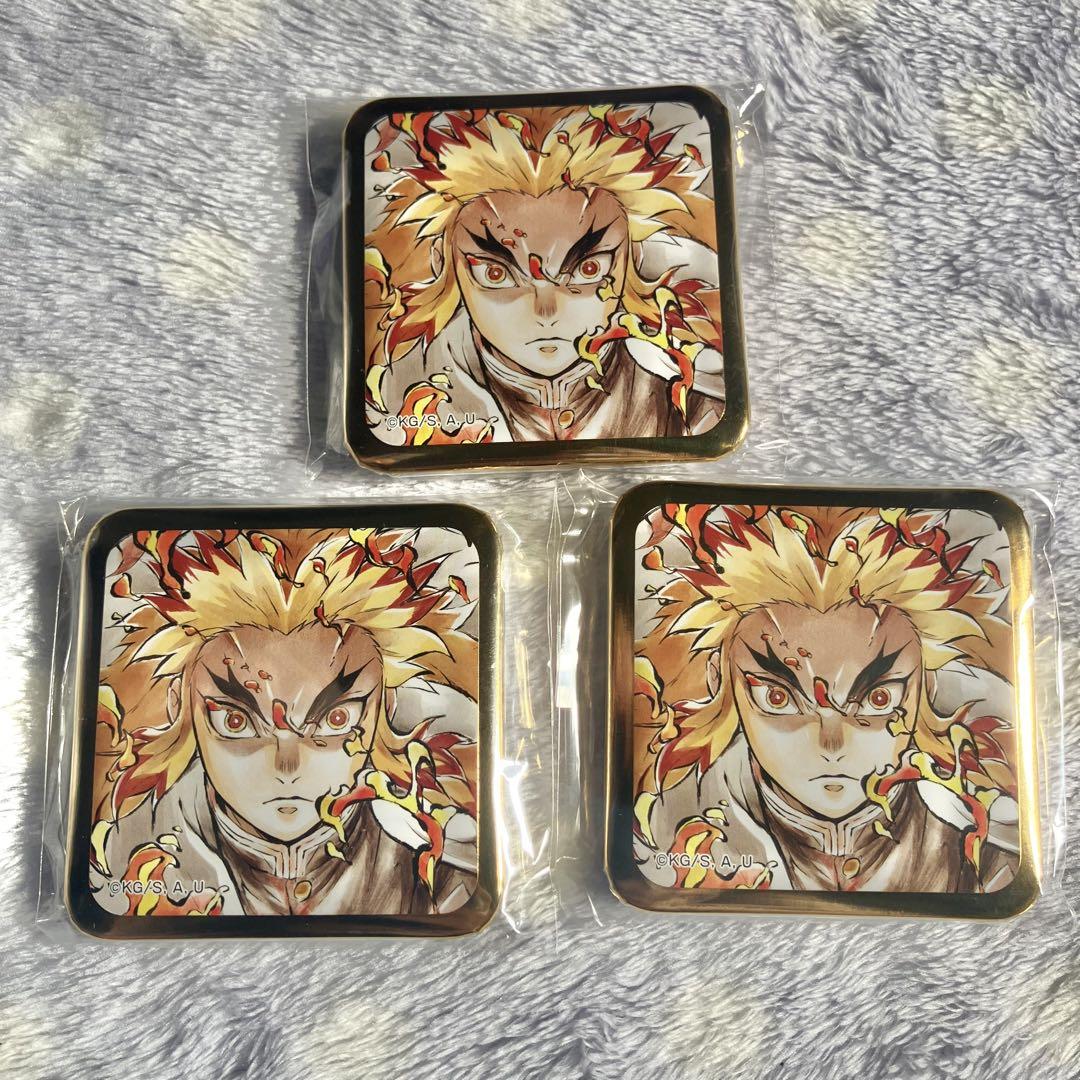 鬼滅の刃　煉獄杏寿郎　ダイニング　缶バッジ　15点 鬼滅の刃 ダイニング お楽しみくじ 缶バッジ 煉獄杏寿郎 煉獄千