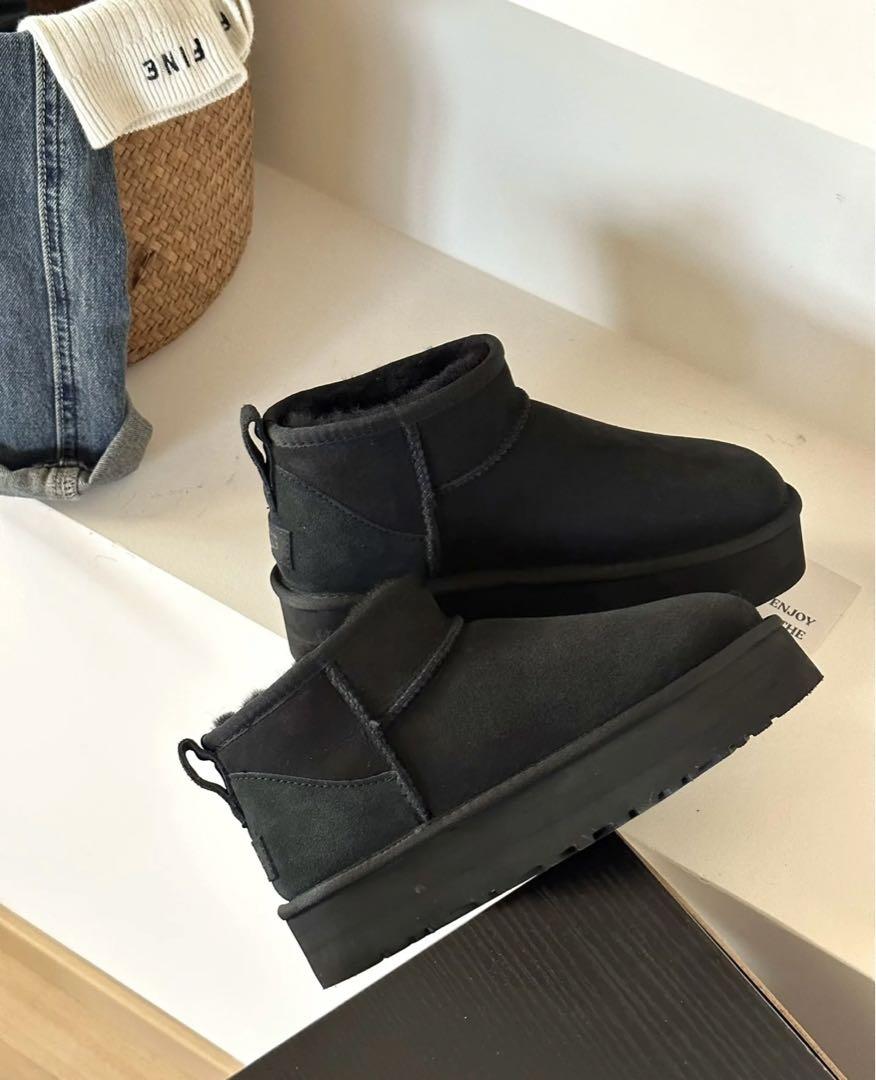 UGG ミニプラットフォーム  ブラック ムートンブーツ 24CM