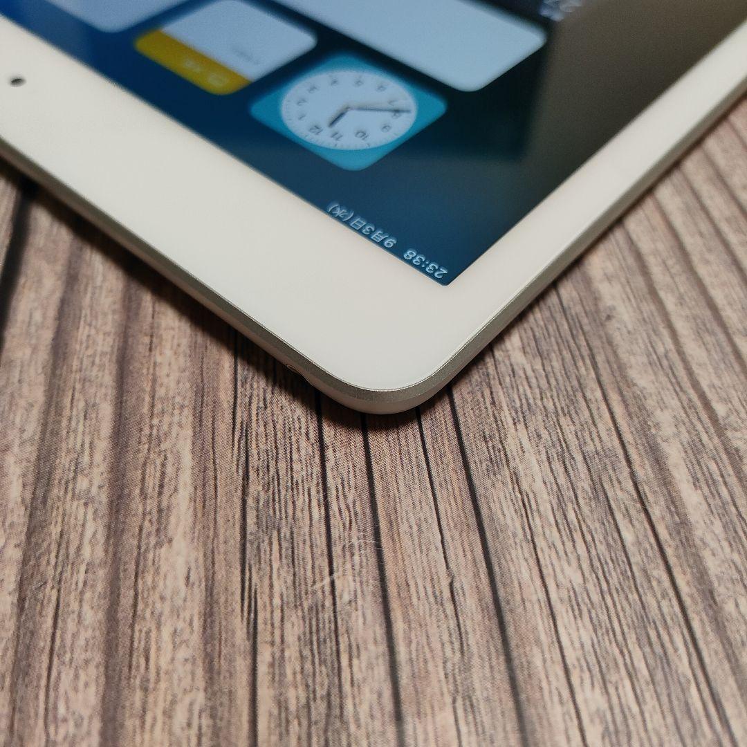 Apple iPad　第7世代　32GB シルバー Amazon.co.jp: 【整備済み品】Apple iPad (第7世代) Wi-Fi +