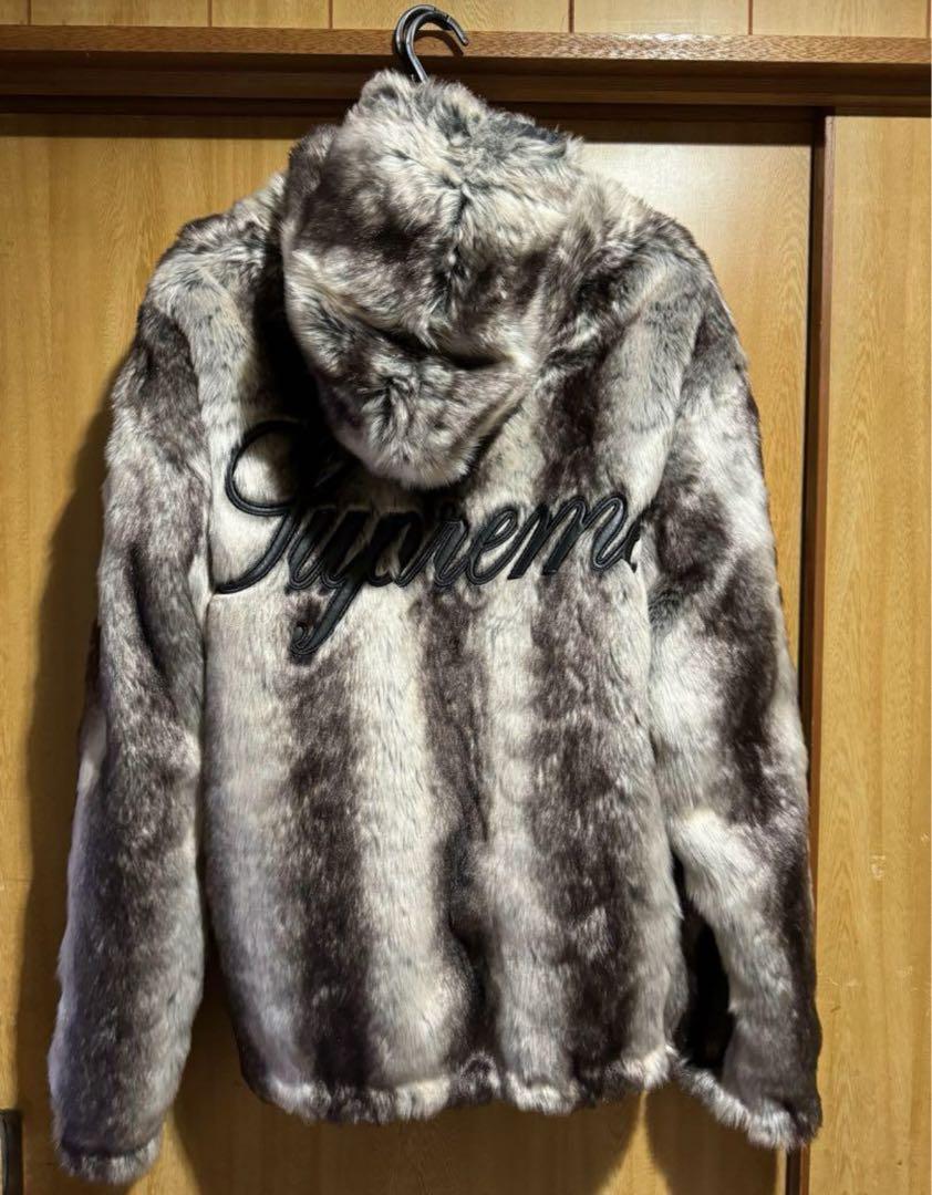 ReversibleHoodedJacket