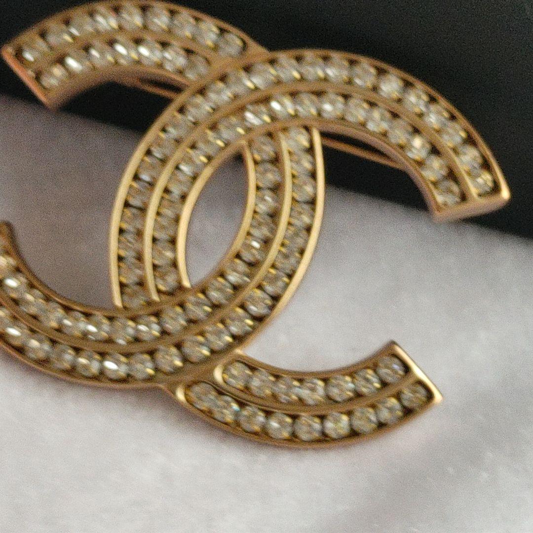 大人気【CHANEL】 ココマーク ブローチ CHANEL ココマーク ブローチ