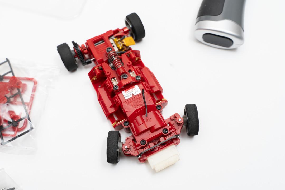 京商　Miniz racer MR-03 ボディシャーシセット　KT-18
