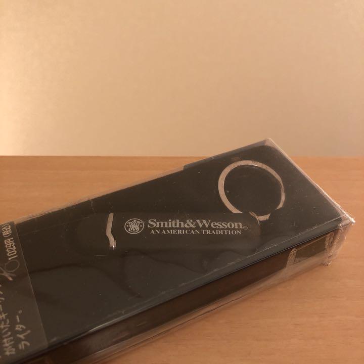 メルカリ Smith Wesson ミニツール ライター付 ナイフ ハサミ キーリング 登山用品 999 中古や未使用のフリマ