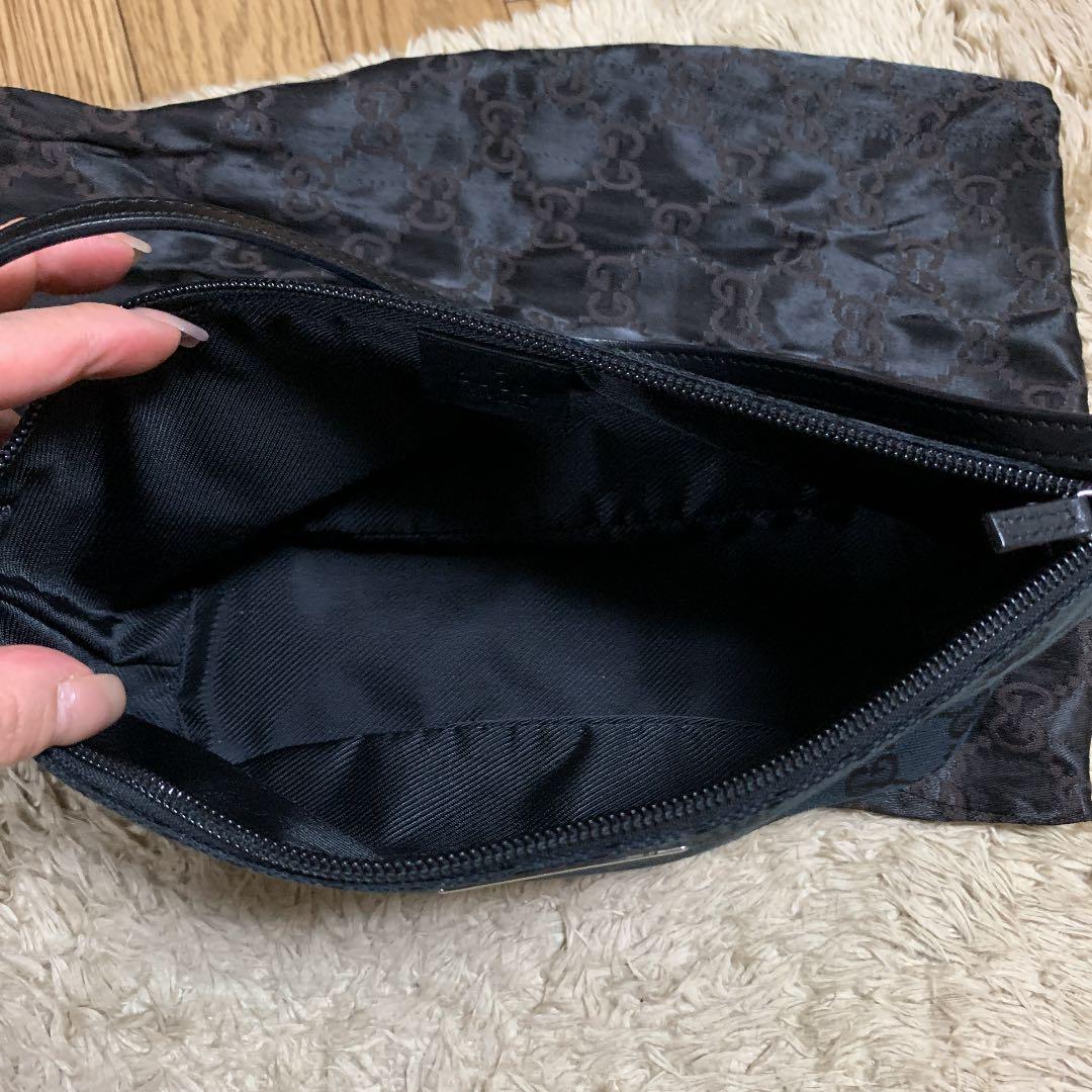 GUCCI アクセサリーポーチ GGキャンバスレザー 黒 0CYbe-m16122691316 グッチ ミニバッグ 大人気安い