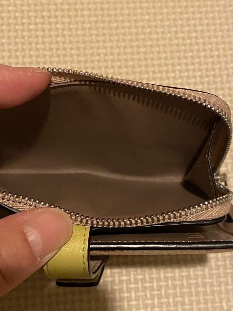 ロエベ スリムジップ バイフォールド ウォレット