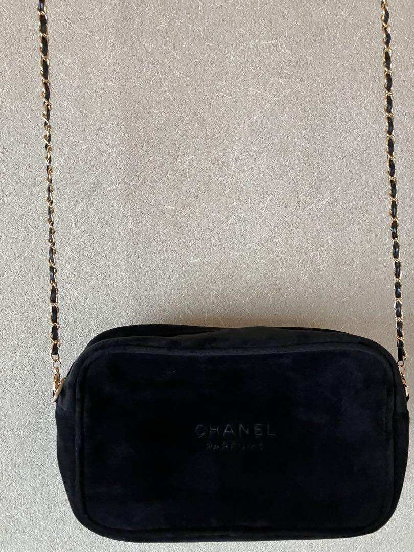 新品 ❤ シャネル ノベルティ ポーチ ベロア ブラック