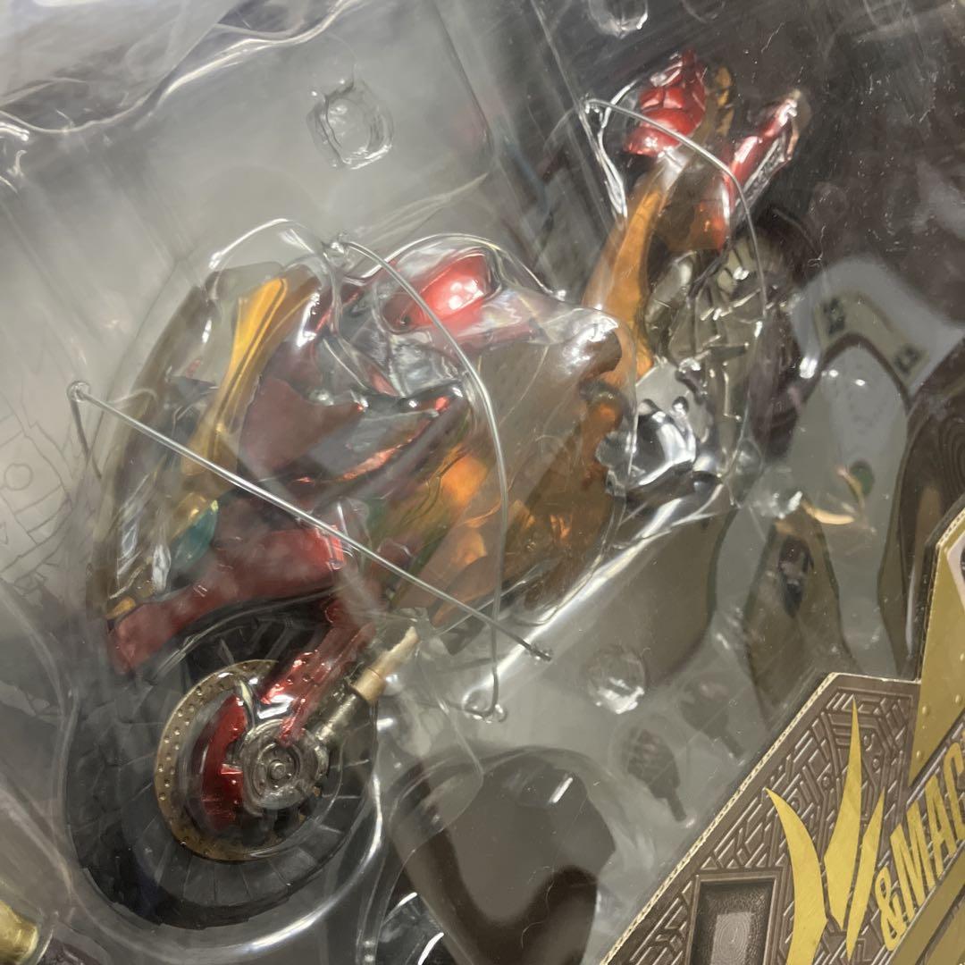 S.I.C. Vol.40 仮面ライダーアギト&マシントルネイダー