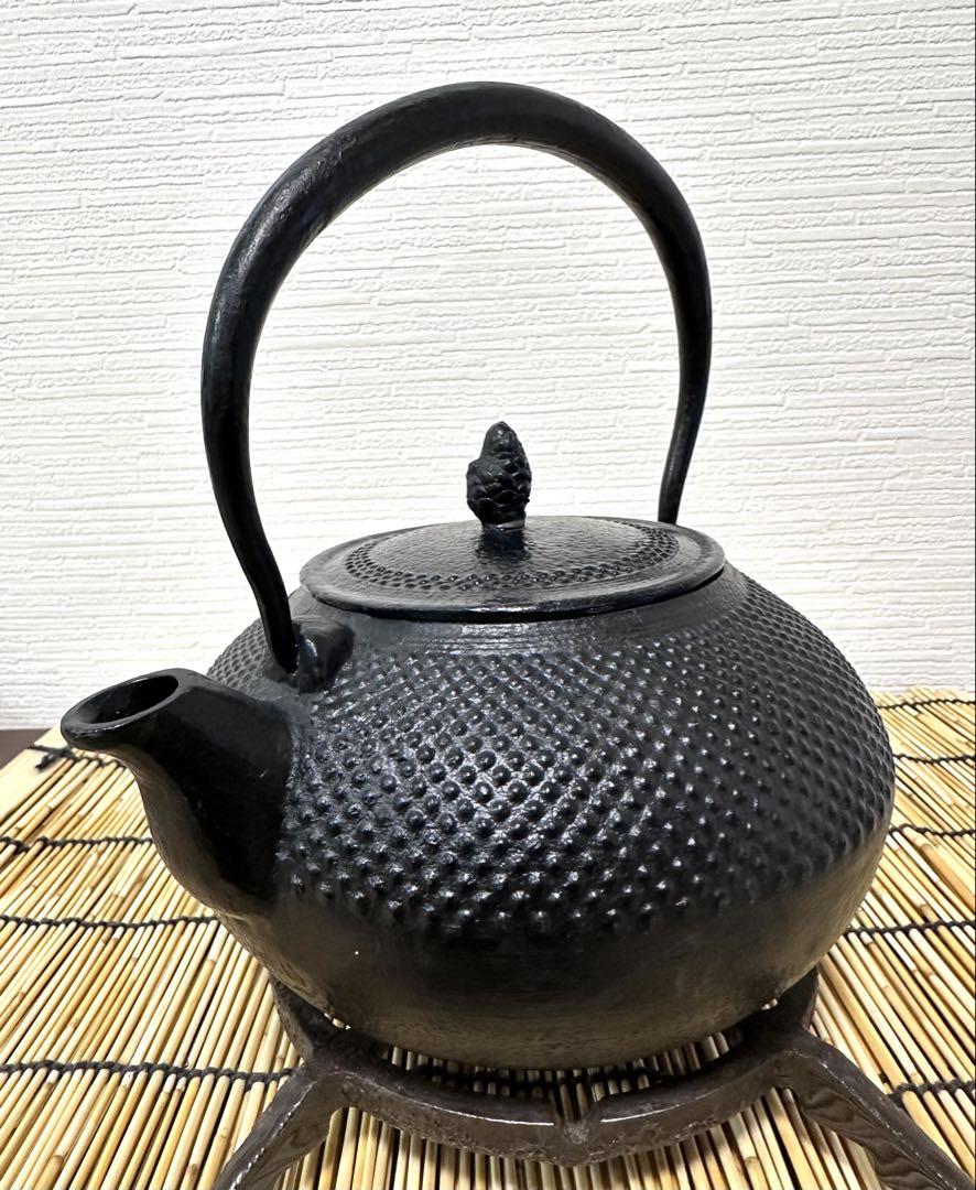 未使用品　１５型アラレ　南部鉄瓶　調理器具　南部鉄器　調理器具　鉄瓶