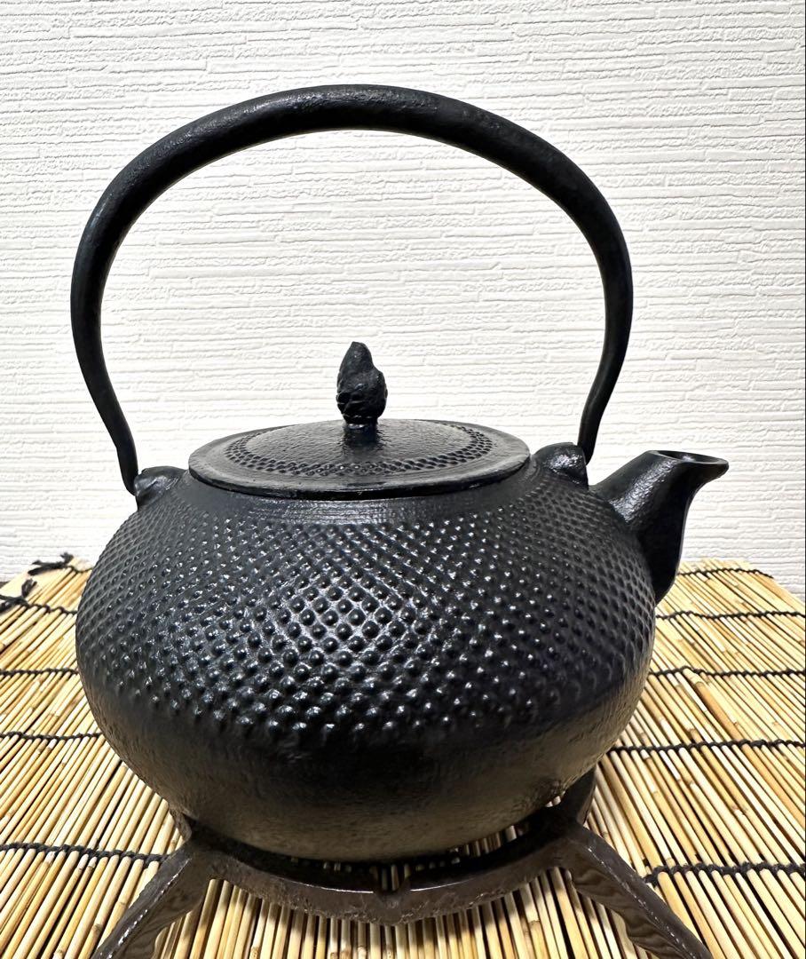 未使用品　１５型アラレ　南部鉄瓶　調理器具　南部鉄器　調理器具　鉄瓶