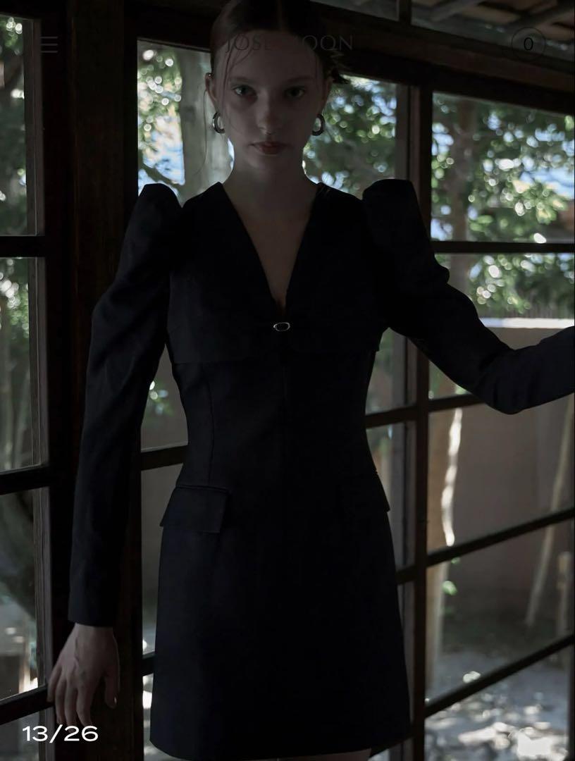 SHOULDER MINIDRESS