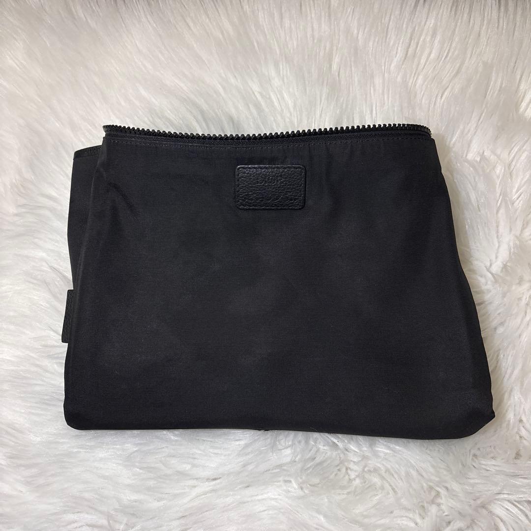 本日限定価格✨Dior kaws 正規品 黒 ナイロン バッグ 本日限定価格✨Dior kaws 正規品 黒 ナイロン バッグ