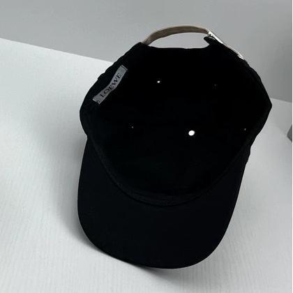 LOEWE ブラック ベースボールキャップ - メルカリ