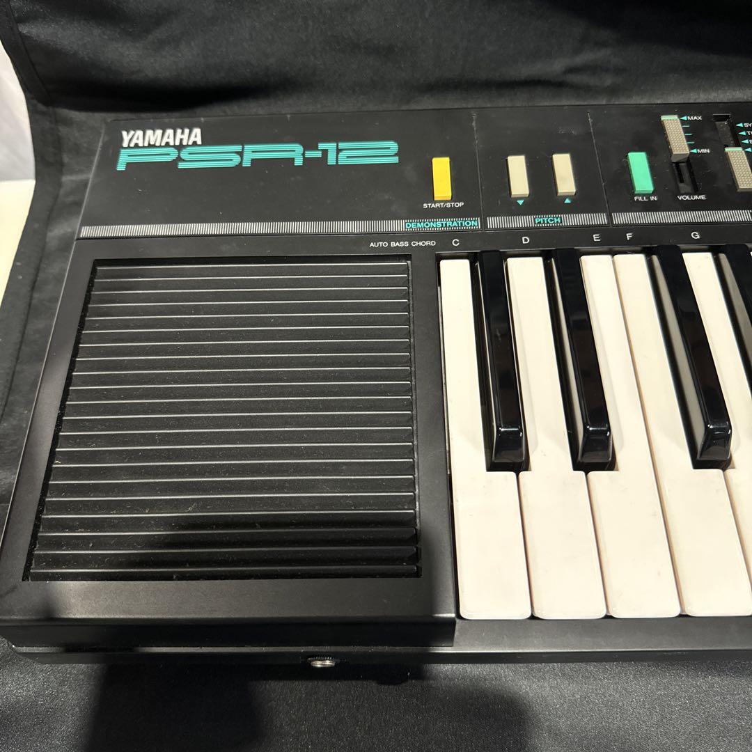 Yamaha PSR-12 - (49-Key) Portable Vintage Keyboard **READ