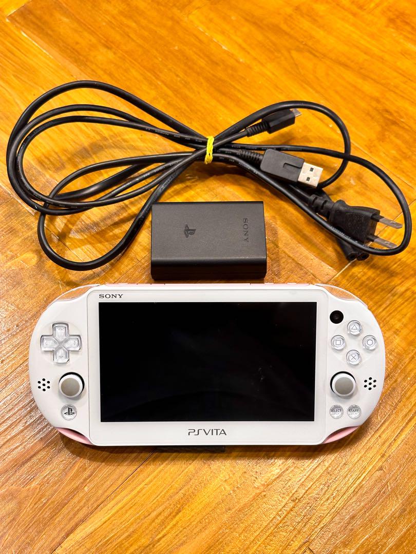 PSVita PCH-2000 ピンク×ホワイト