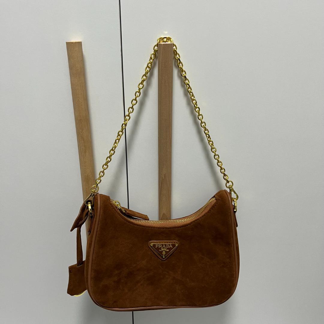 【PRADA】 スエードハンドバック/送料込 PRADA直営店 送料無料! 新作 プラダ ミニスエードトートバッグ