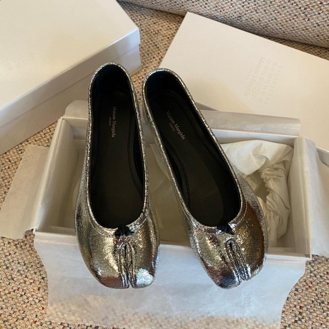 MAISON MARGIELA TABIブロークンミラー　シルバー23CM ✨MAISON MARGIELA TABIメゾンマルジェラ シルバー 23cm - メルカリ