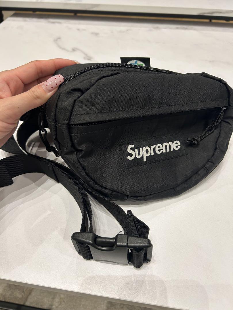 supreme ボディーバッグ