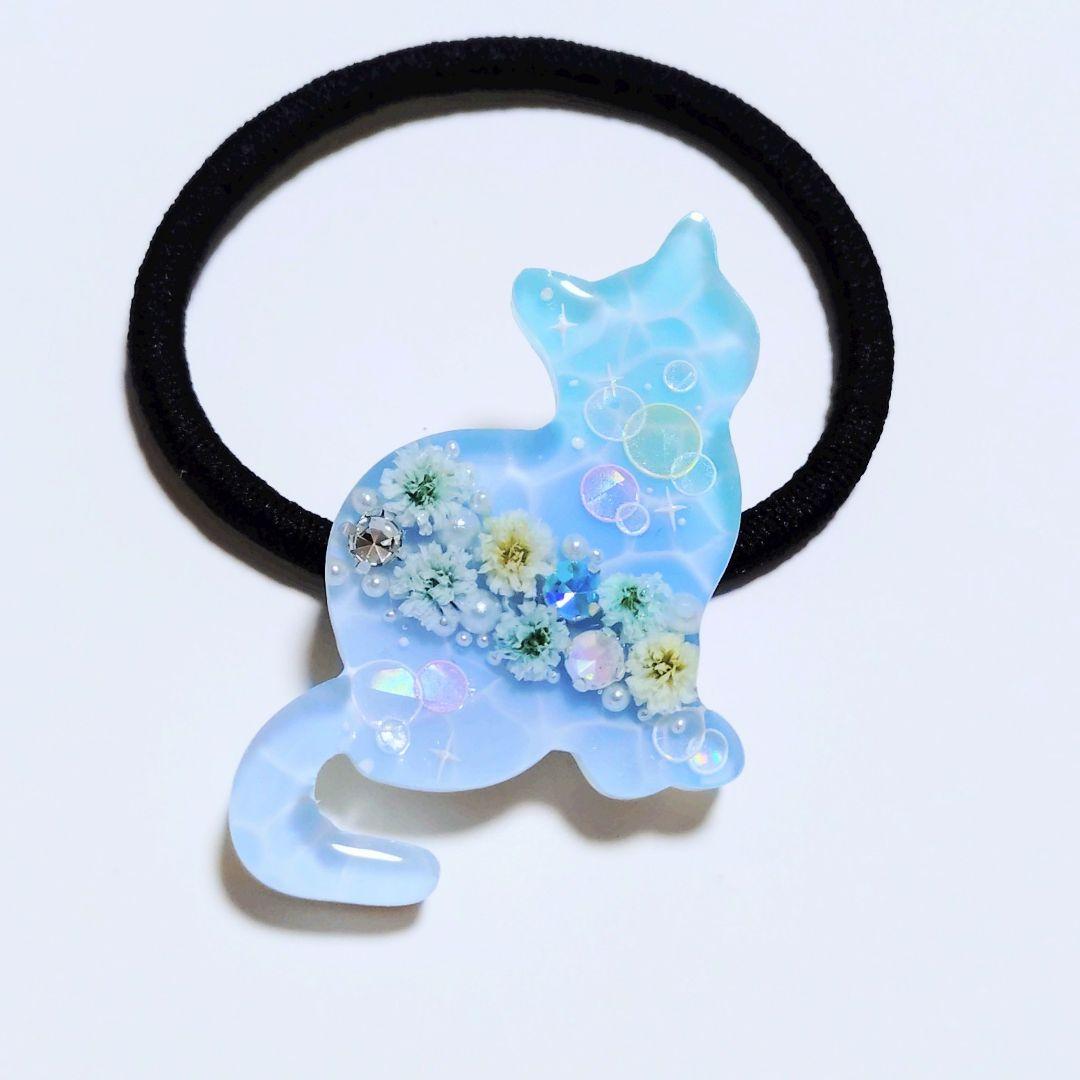 カヤ ☪︎⋆☽様お取り置き 2/25まで 猫 レジンヘアゴム ネイビー 花