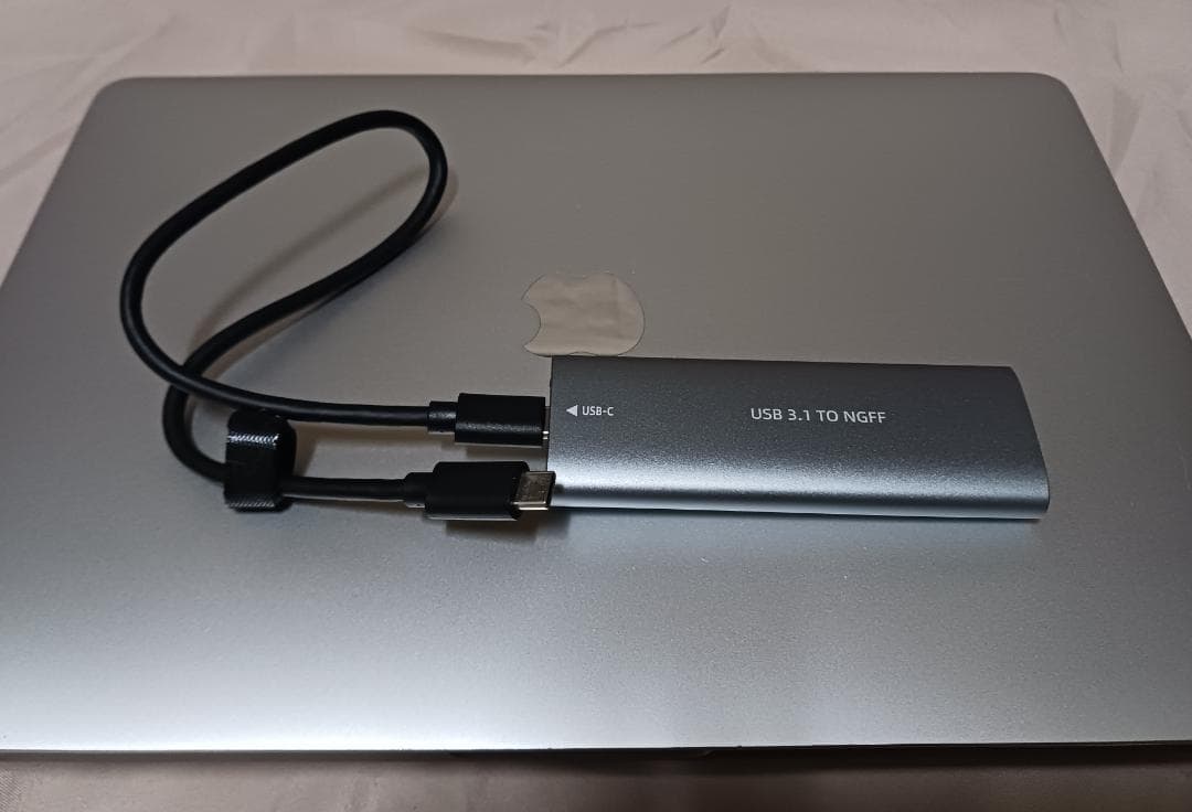 MacBook Pro (13-inch, 2016, T3 x 2）A1708