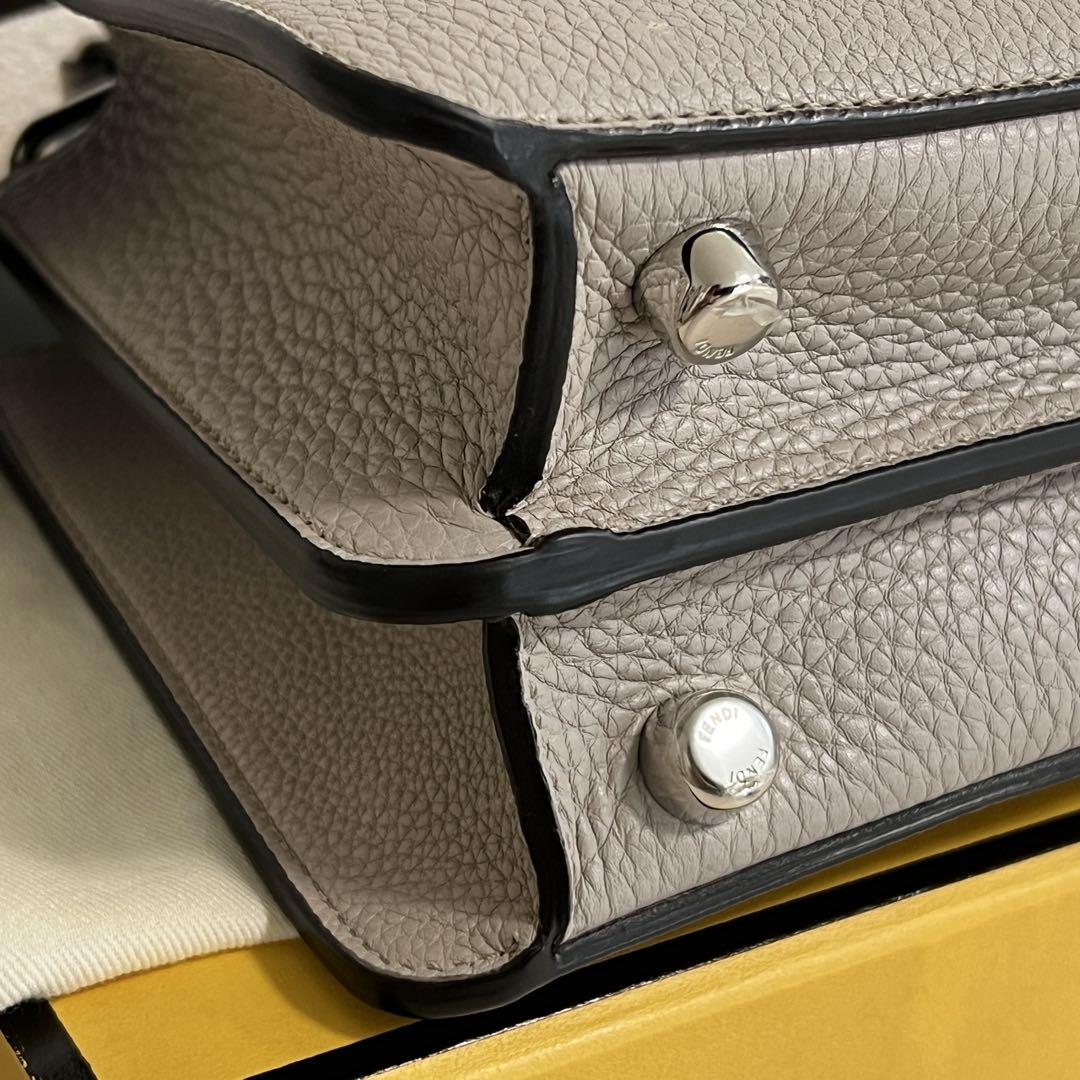 【安心鑑定】FENDI メンズ　ピーカブーISeeUスモール