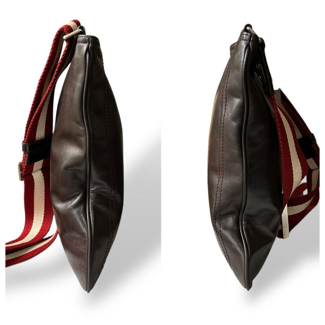 【現行・美品】BALLY トレスポ ナイロン ショルダーバッグ サコッシュ 軽量 極美品 バリー ショルダーバッグ ナイロン トレスポ ネイビー