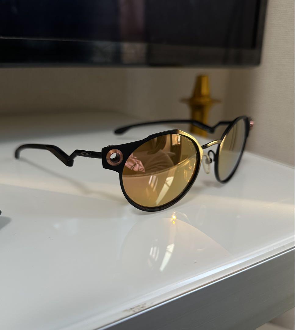 オークリーデッドボルト　Oakley Deadbolt