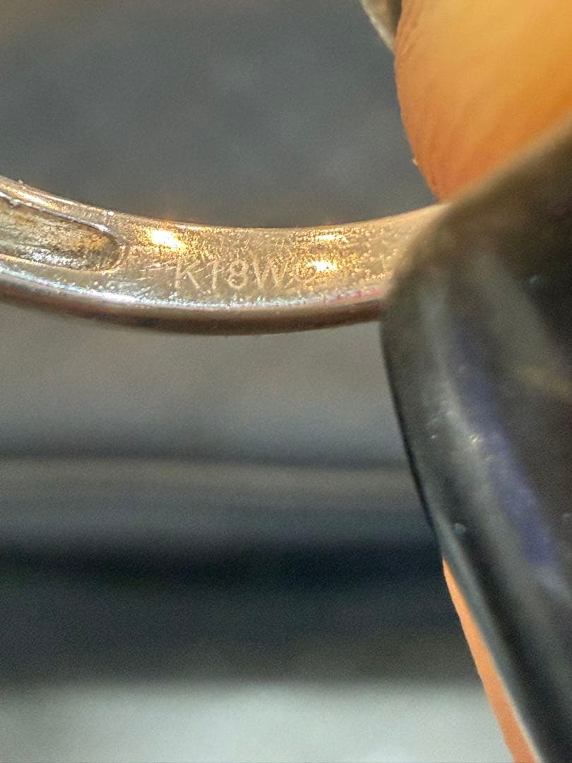 鑑別付き極上鸽血紅 モザンビーク産ルビーリング 2.51ct
