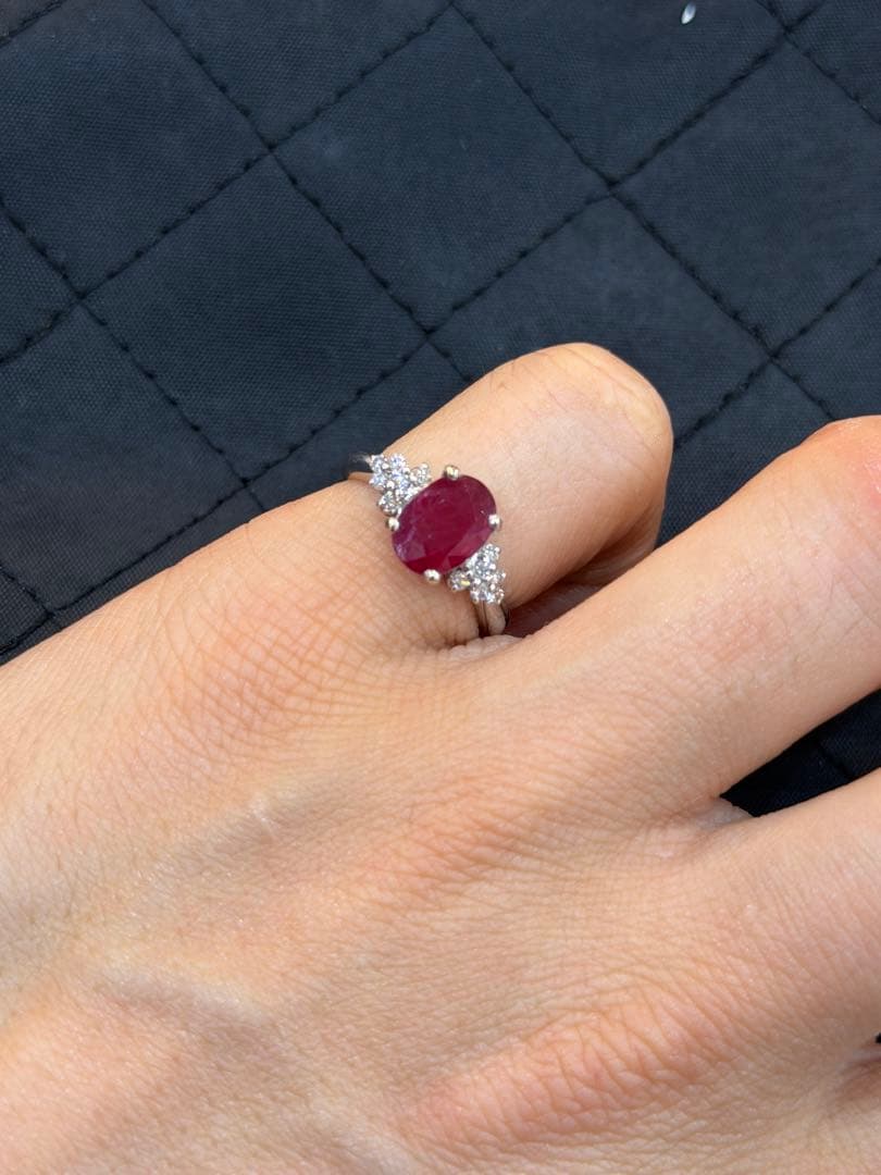 鑑別付き極上鸽血紅 モザンビーク産ルビーリング 2.51ct