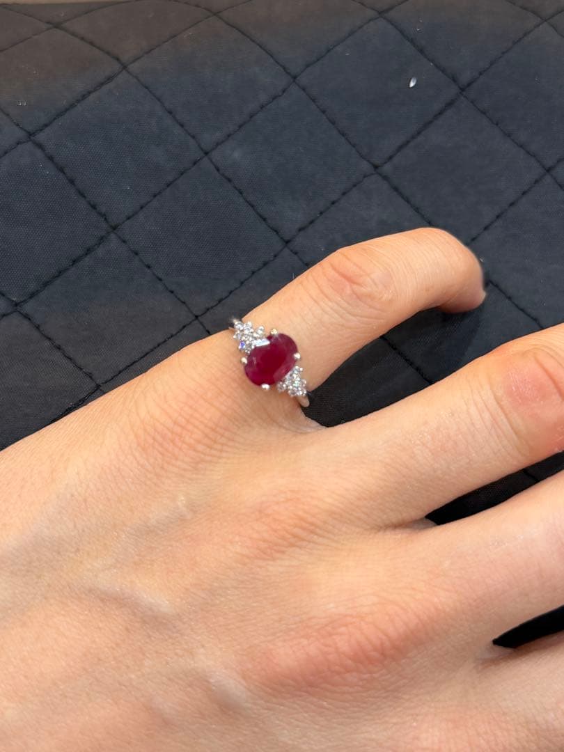 鑑別付き極上鸽血紅 モザンビーク産ルビーリング 2.51ct