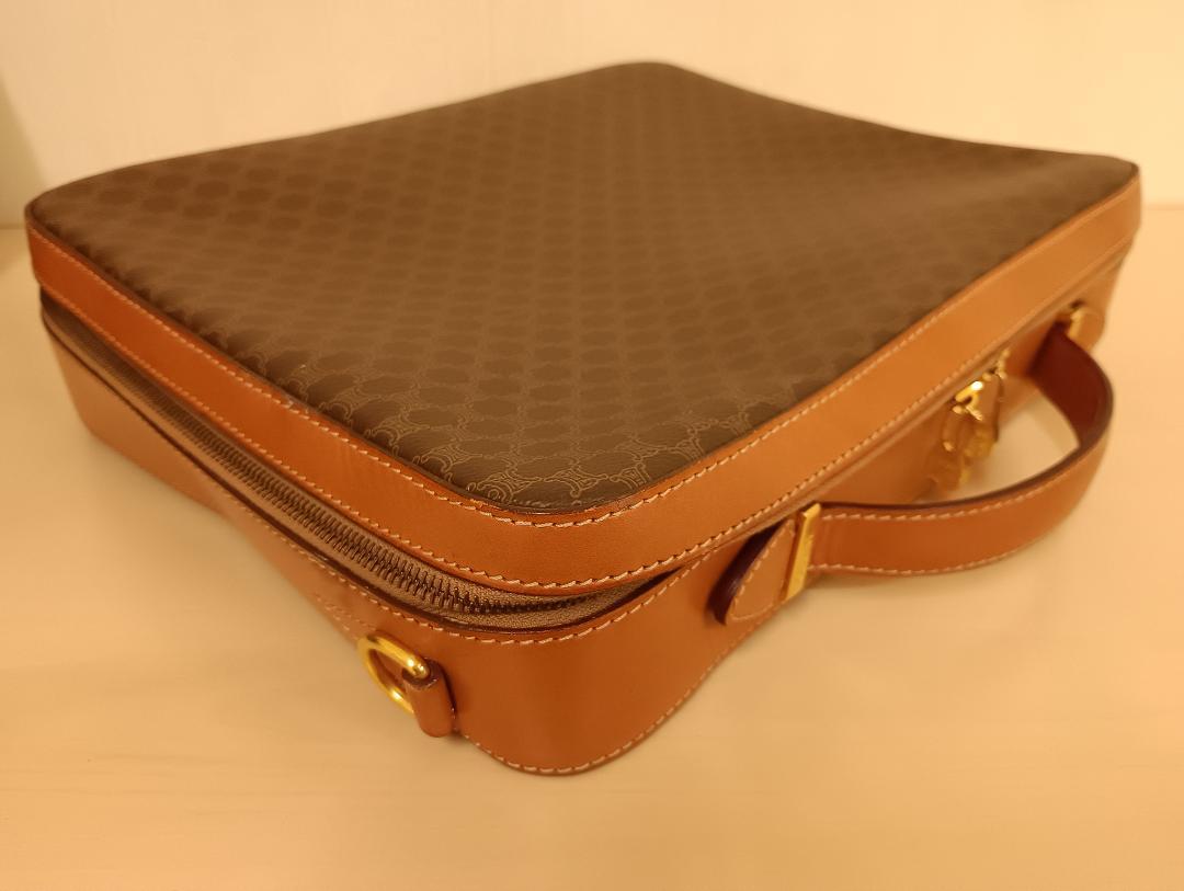 【美品】CELINE セリーヌ ブリーフケース PC 書類 マカダム ヌメ革