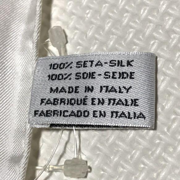 新品未使用　ロンシャンイタリア製シルクスカーフ