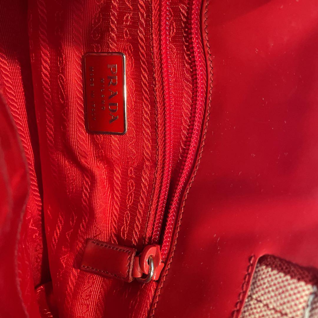 PRADA ストア バック