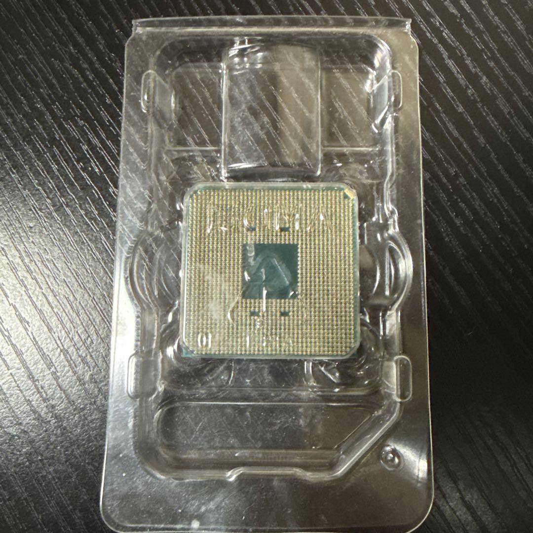 AMD Ryzen 7 5800X CPU 本体