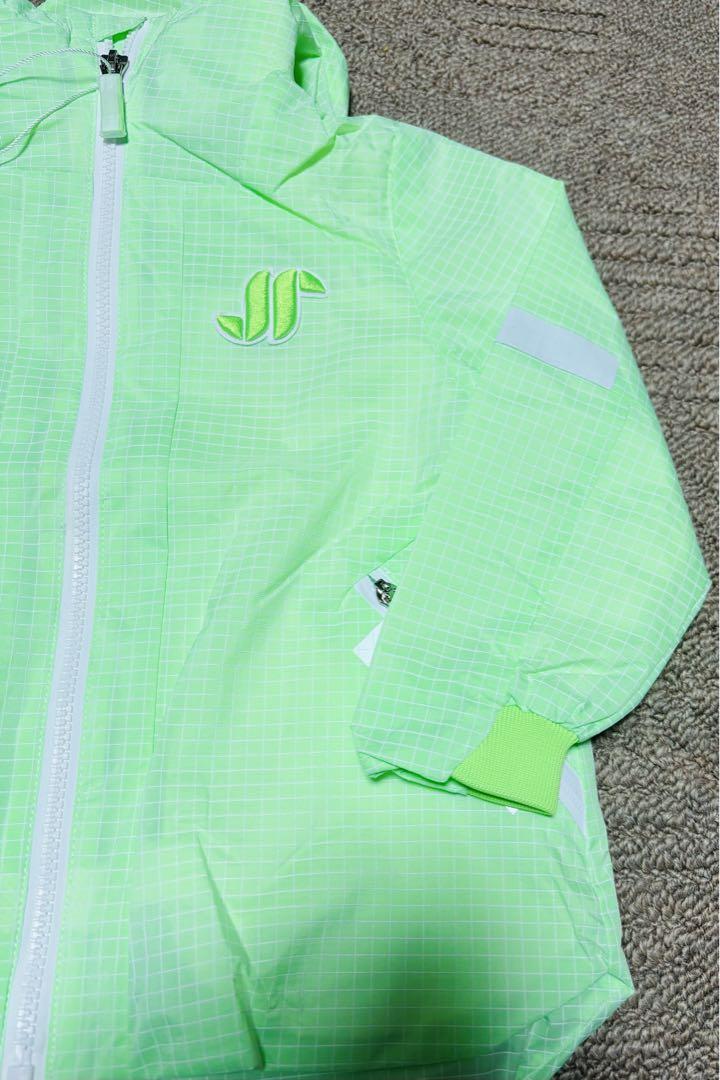 セール　新品　JACADI　ウインドブレーカー　グリーン　12A