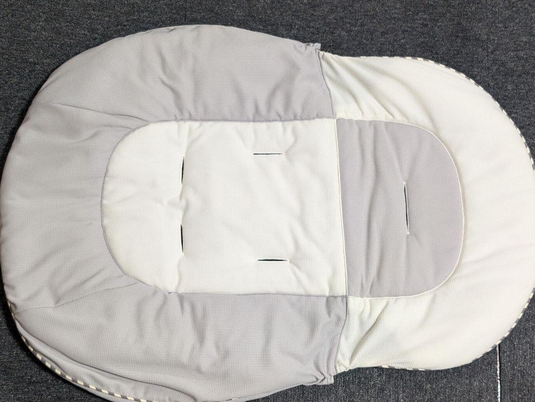 【専用】Combi  コンビ　ネムリラ　ハイローチェア　手動