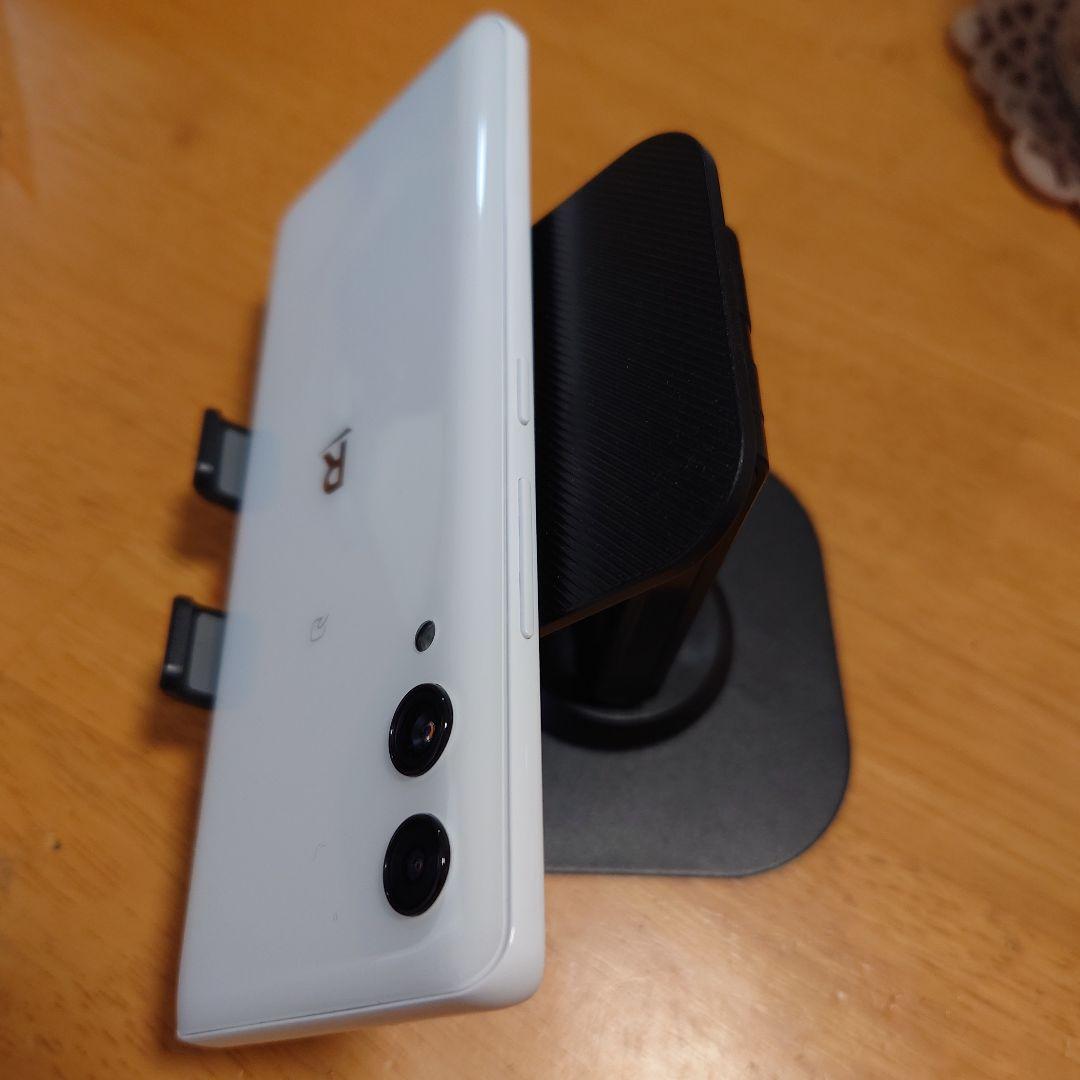 美品 Rakuten hand 5G ホワイト 本体のみ