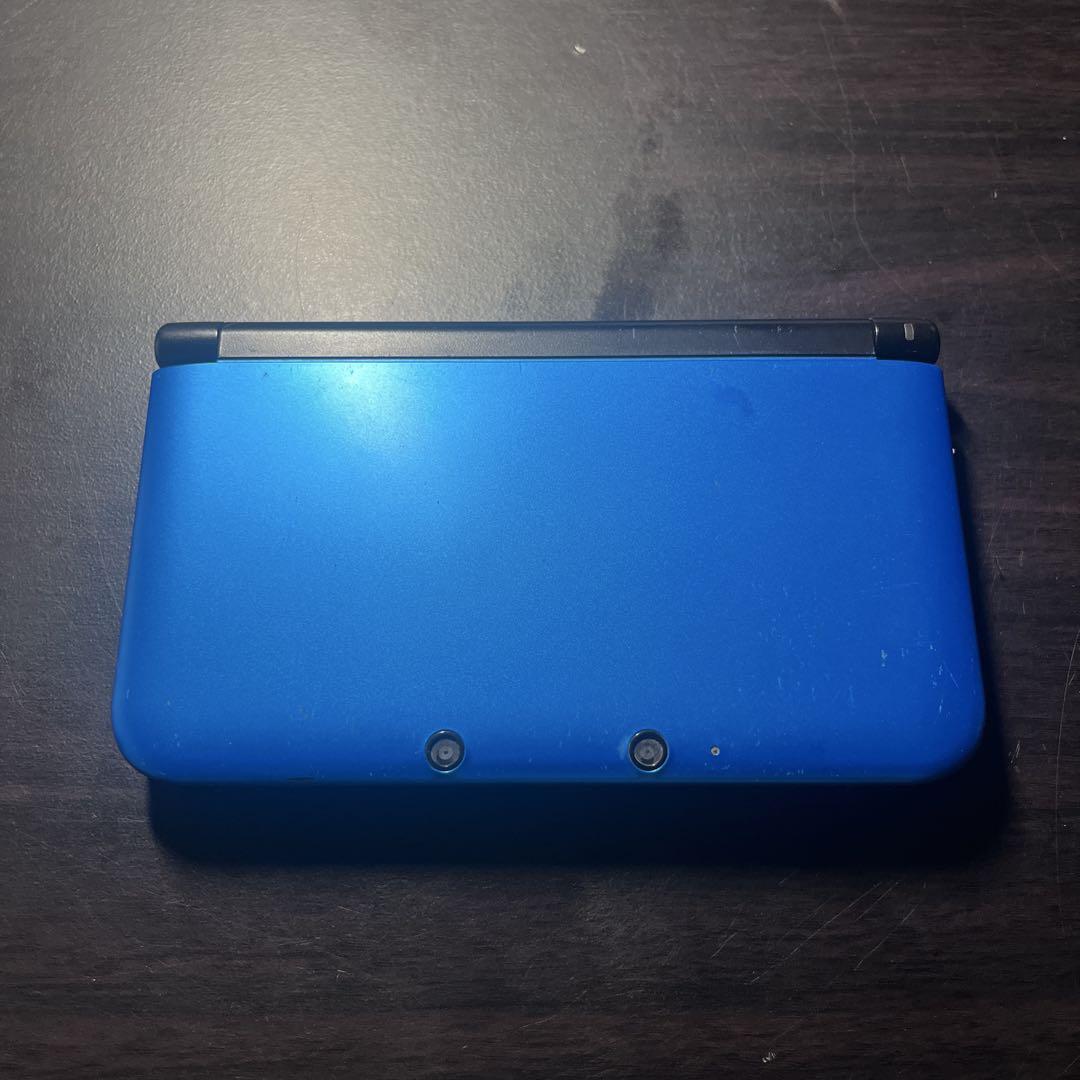 Nintendo 3DS LL ブルー