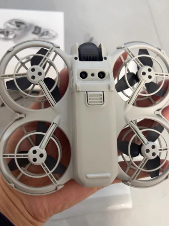 UHDカメラ搭載