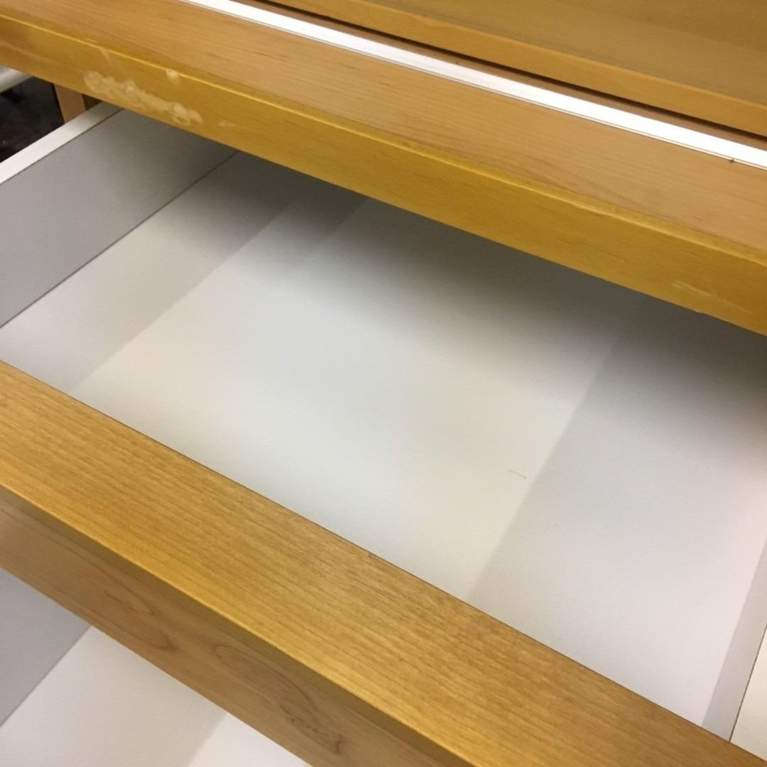 キッチンボードやや傷や汚れあり