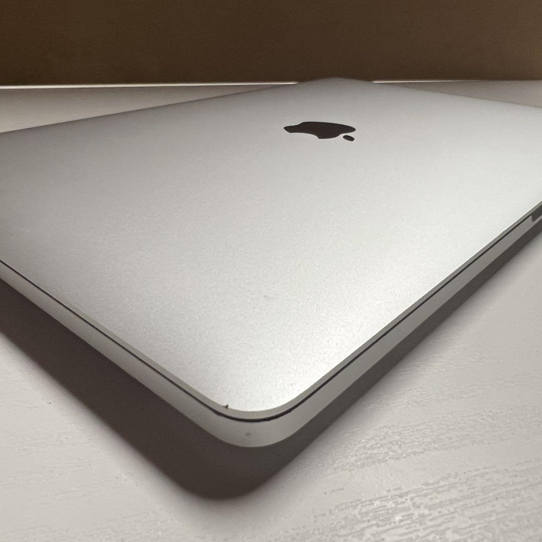 良品　高スペックMacBook 2020 A2251 i7 32GB 1TB