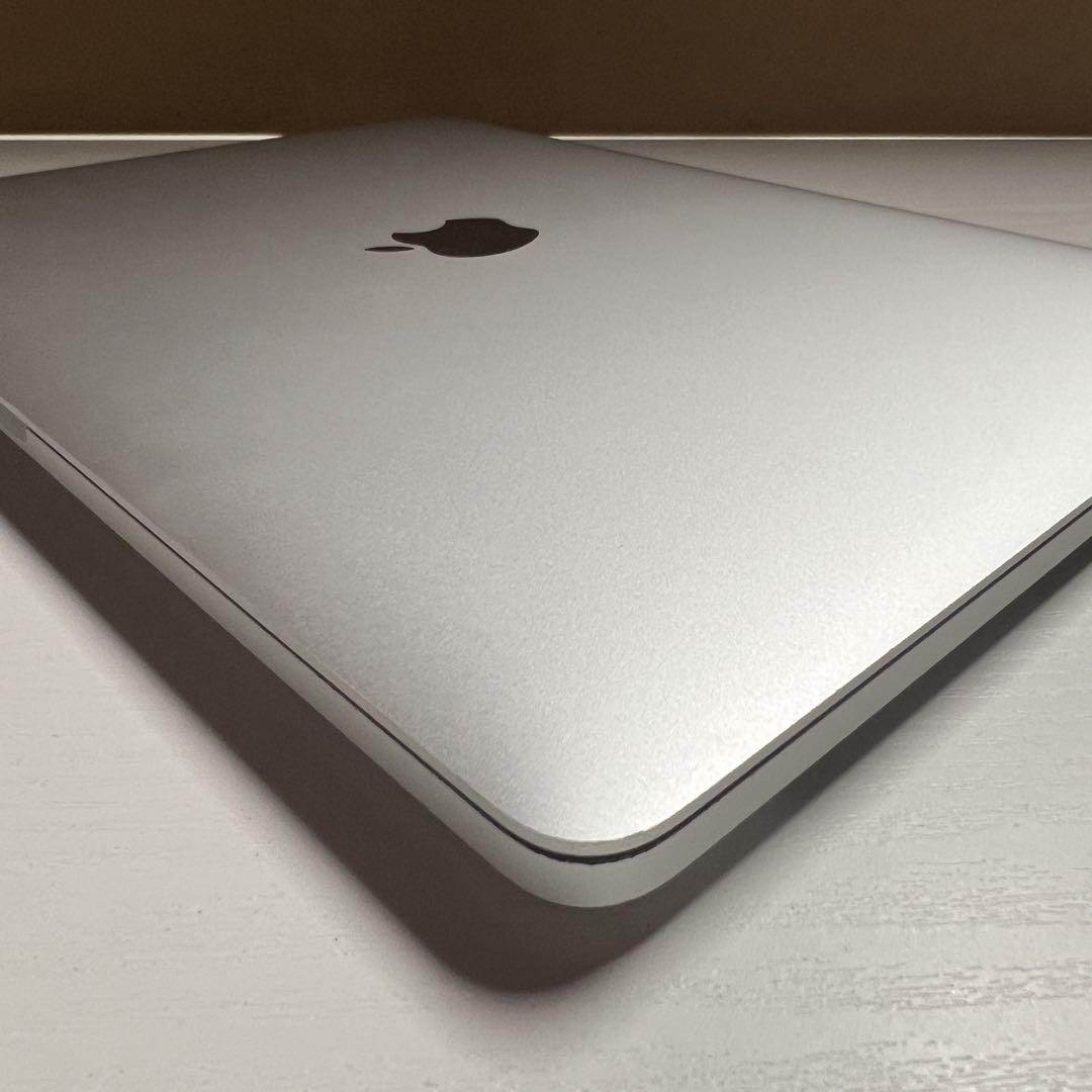 良品　高スペックMacBook 2020 A2251 i7 32GB 1TB